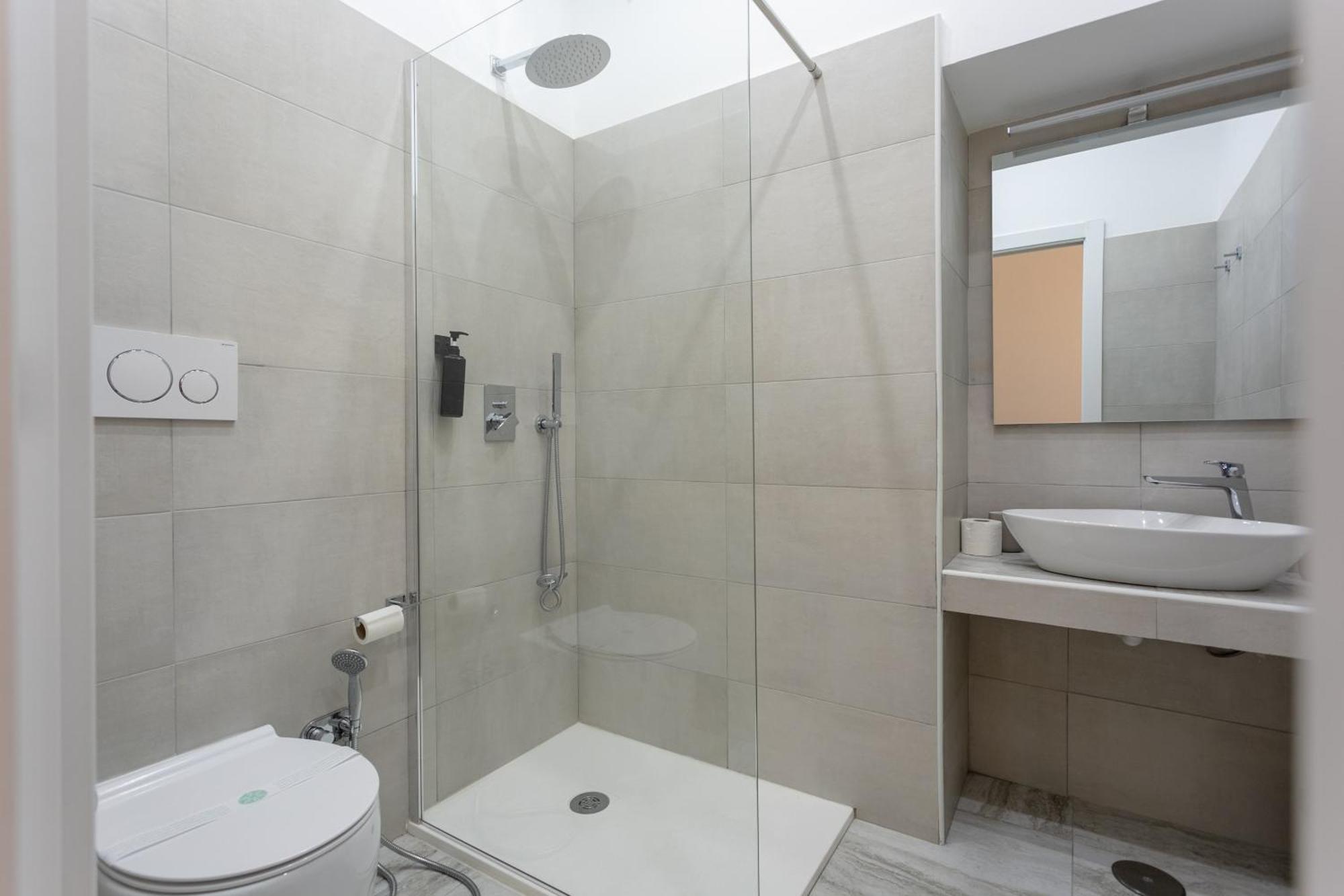 Apt Rome 5 Bdrms Экстерьер фото
